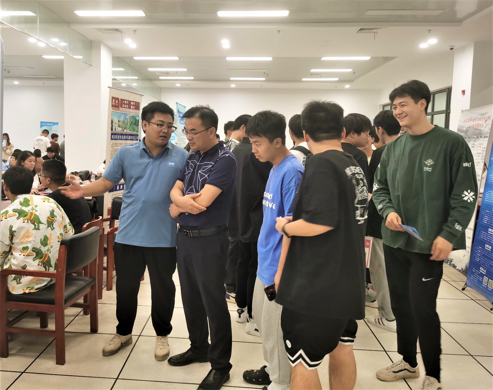 1695347862715239.jpg 1695347846569642.jpg