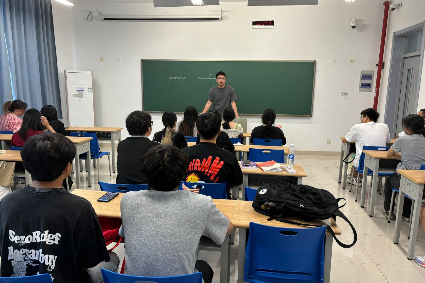 1727671616934315.jpg 1727671616934315.jpg