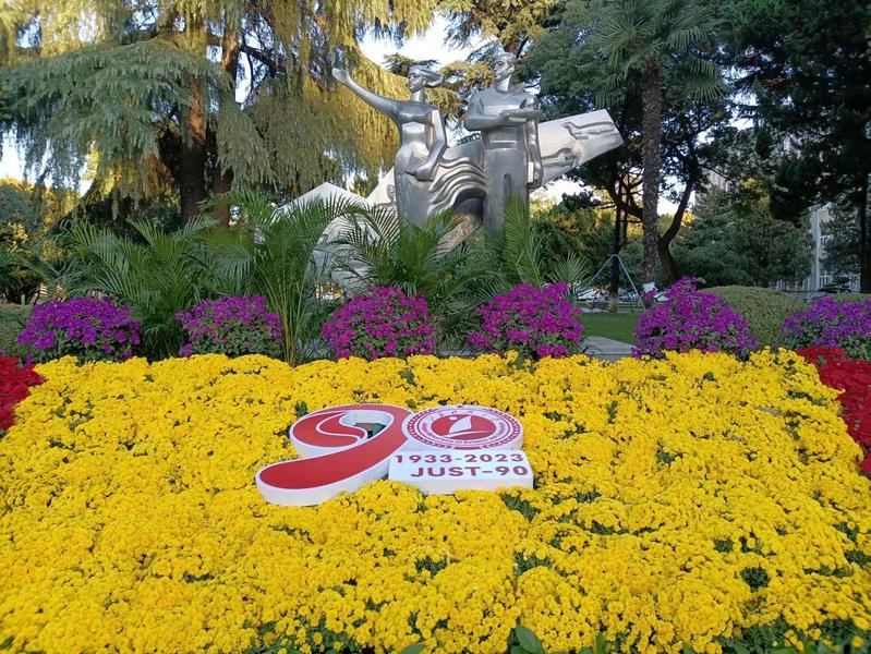 1698375256988350.jpg 1-1.jpg