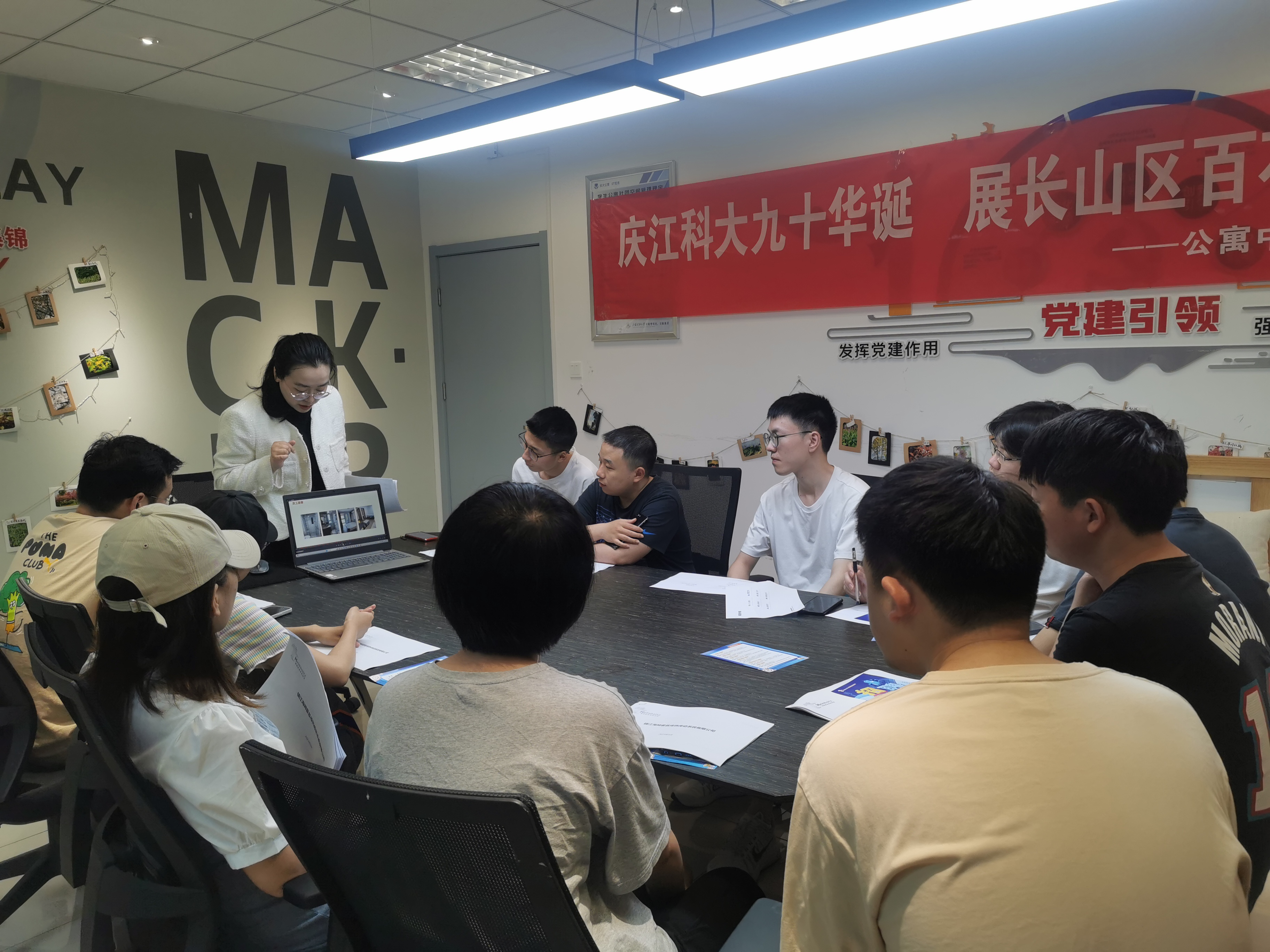 1685618178821565.jpg cdc5fd886a62e029bfa3ef63ebf9f53.jpg