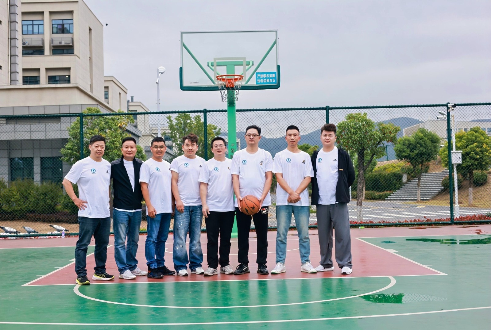 1729560629955563.jpg 1729560629955563.jpg