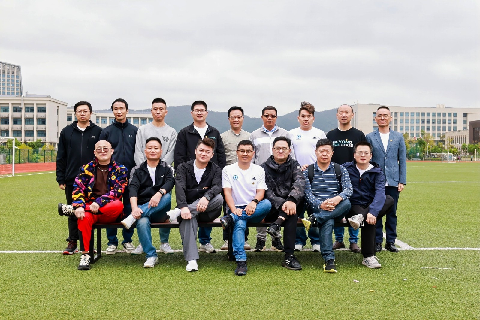 1729560629703917.jpg 1729560629703917.jpg