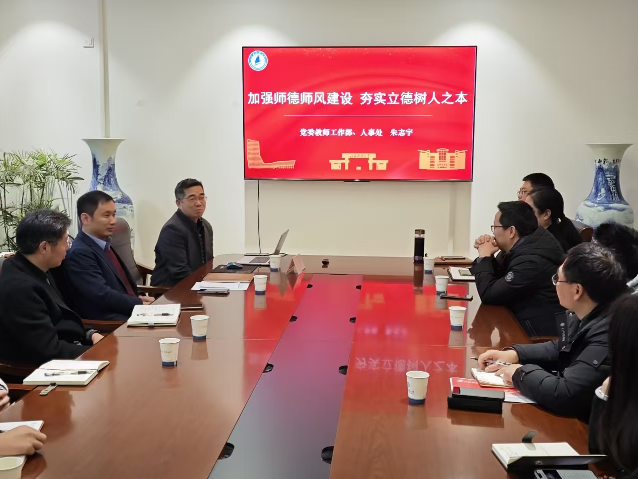 1733584082160595.jpg 1733584082160595.jpg