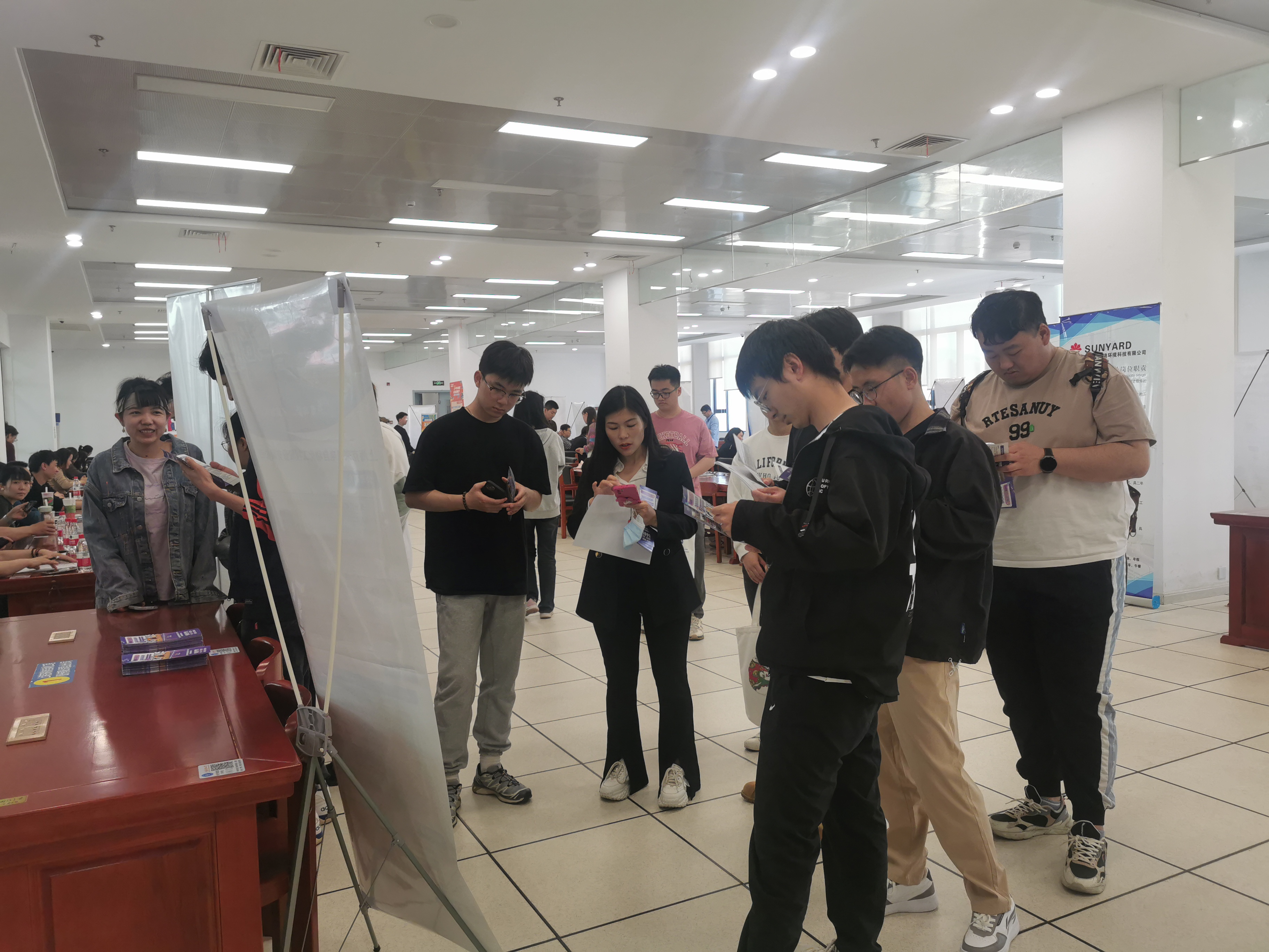 1684118724670573.jpg 3.jpg