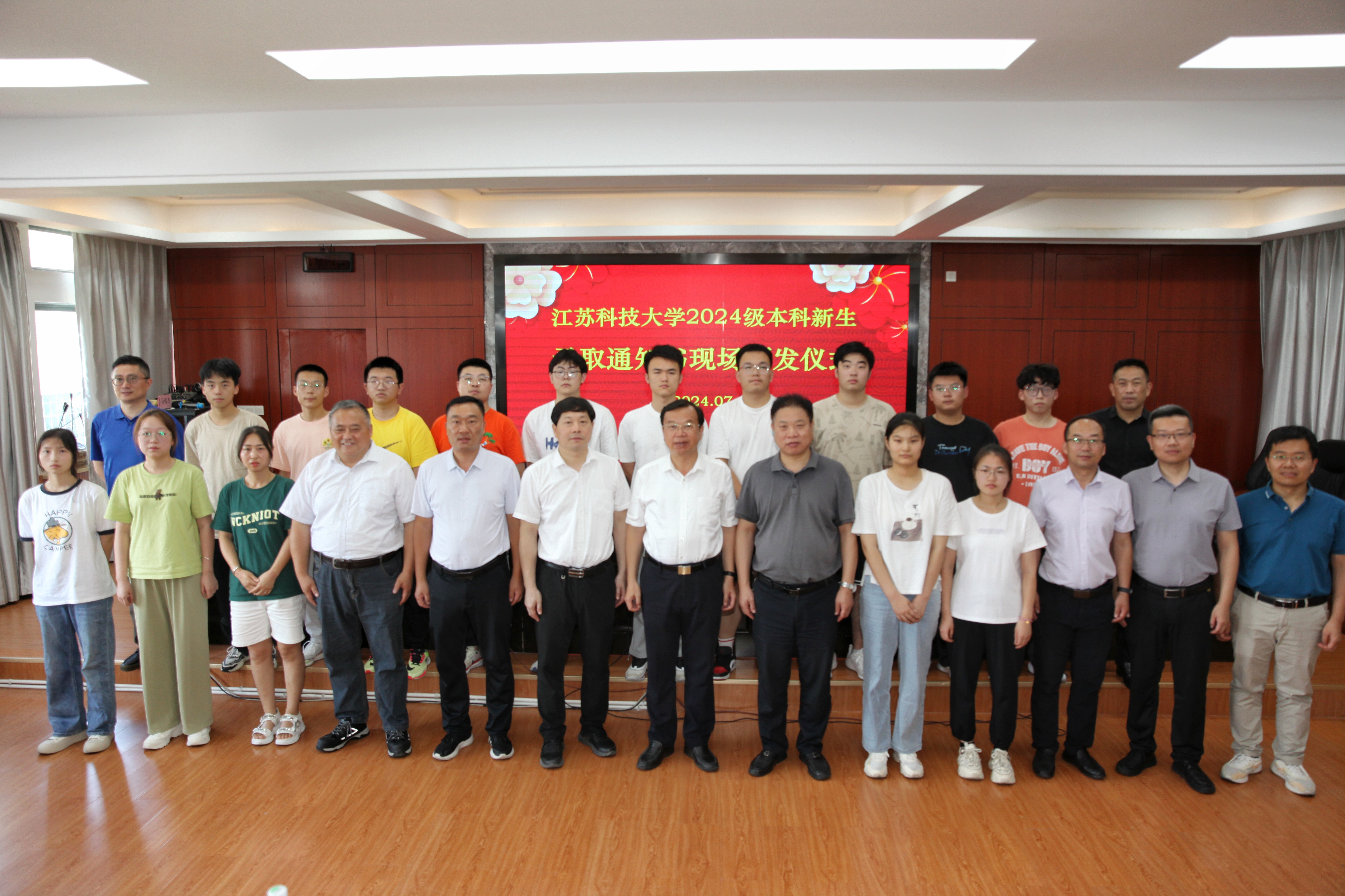 1721961944478349.jpg 19571835896645209732.jpg