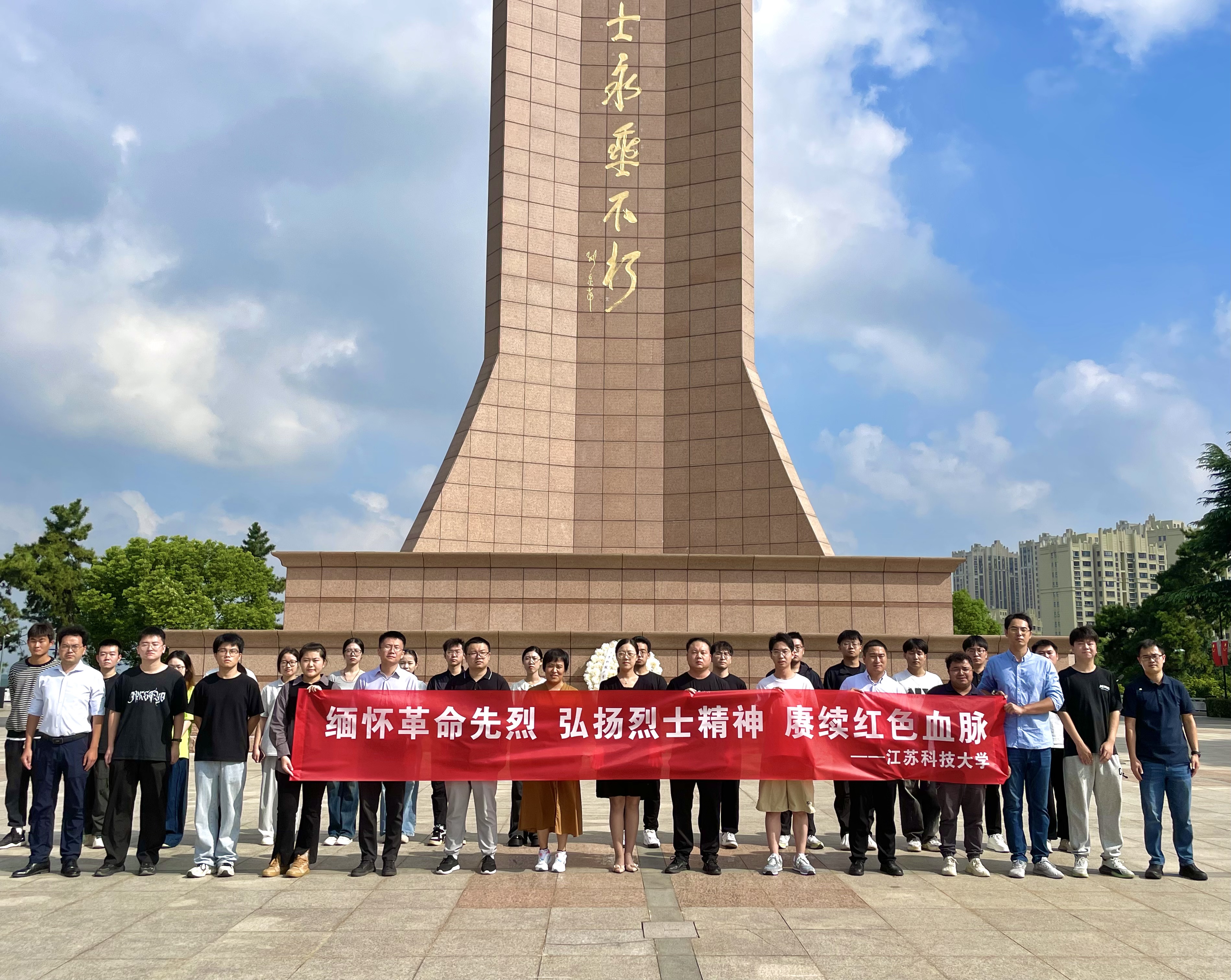 1727665030267351.jpg 1727665030267351.jpg